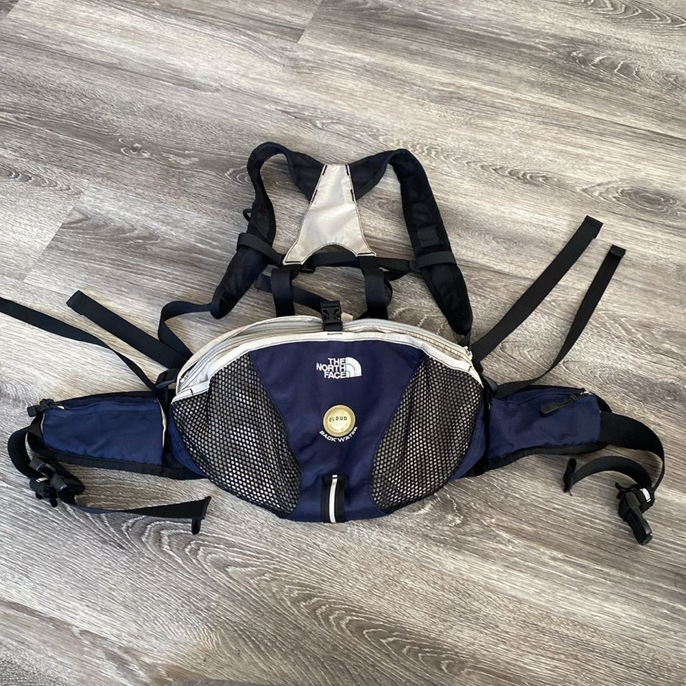 The North Face Black & Navy Blue Water Hiking Waist bag Backpack Large Pockets